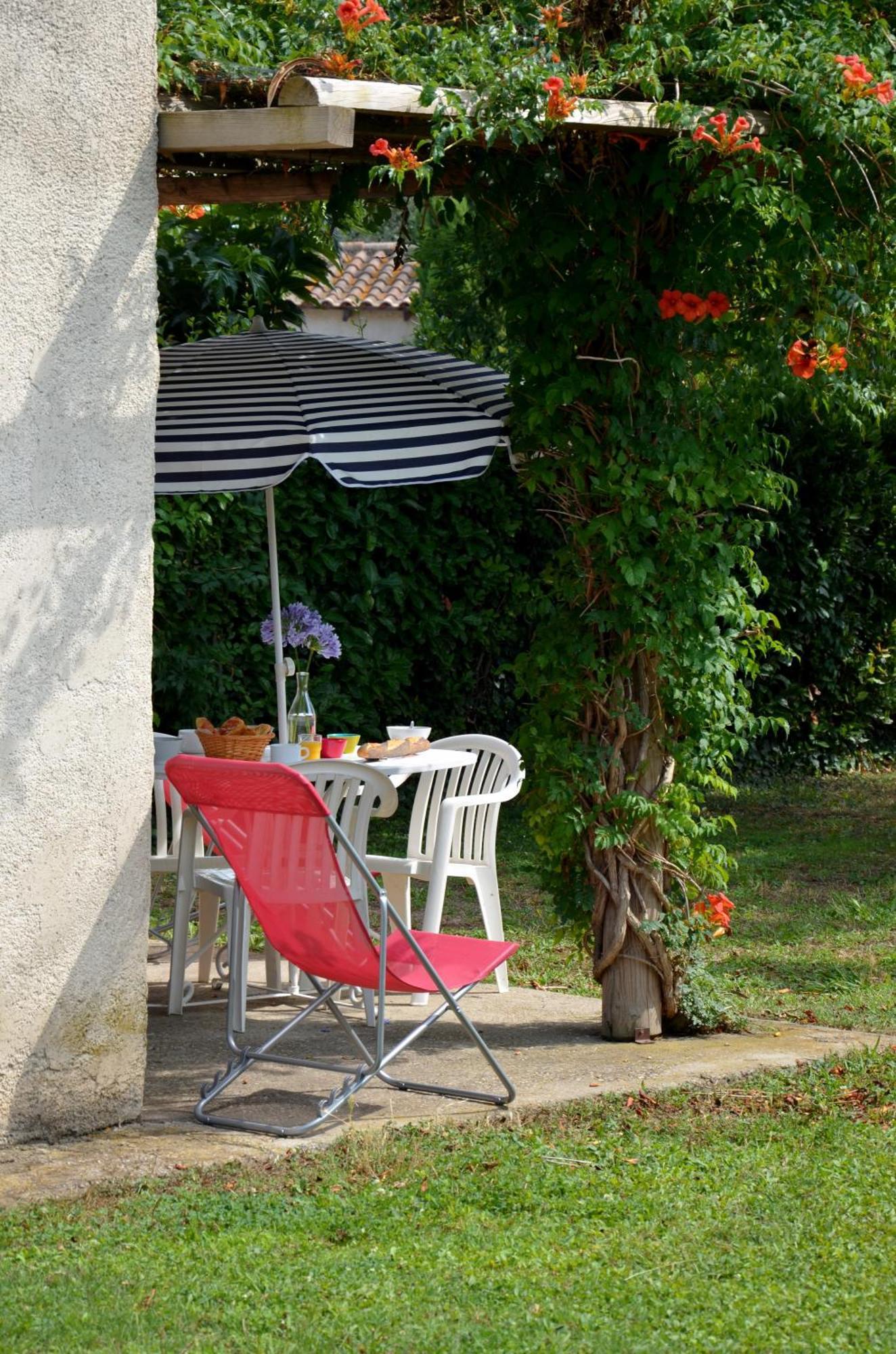 Residence Vacances Fontenelle Raphèle Exteriör bild