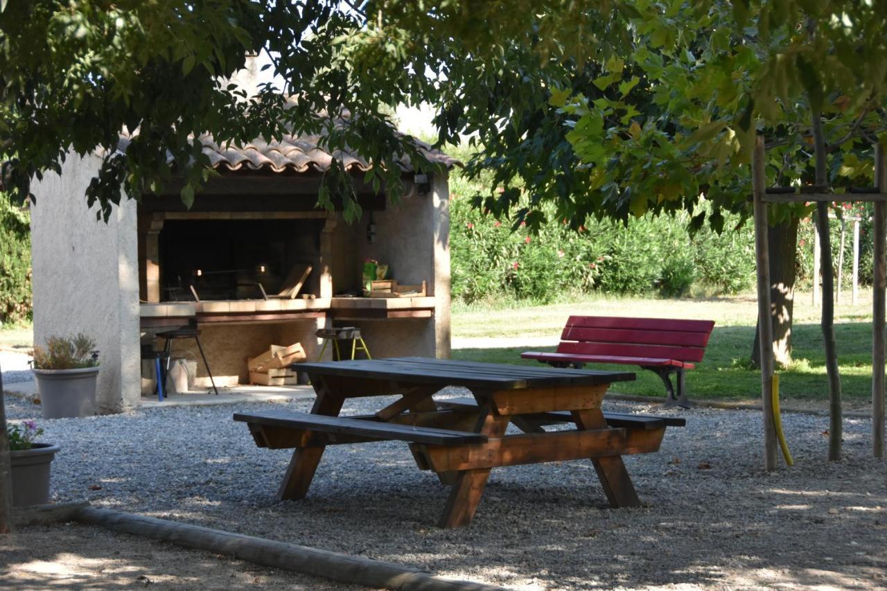 Residence Vacances Fontenelle Raphèle Exteriör bild